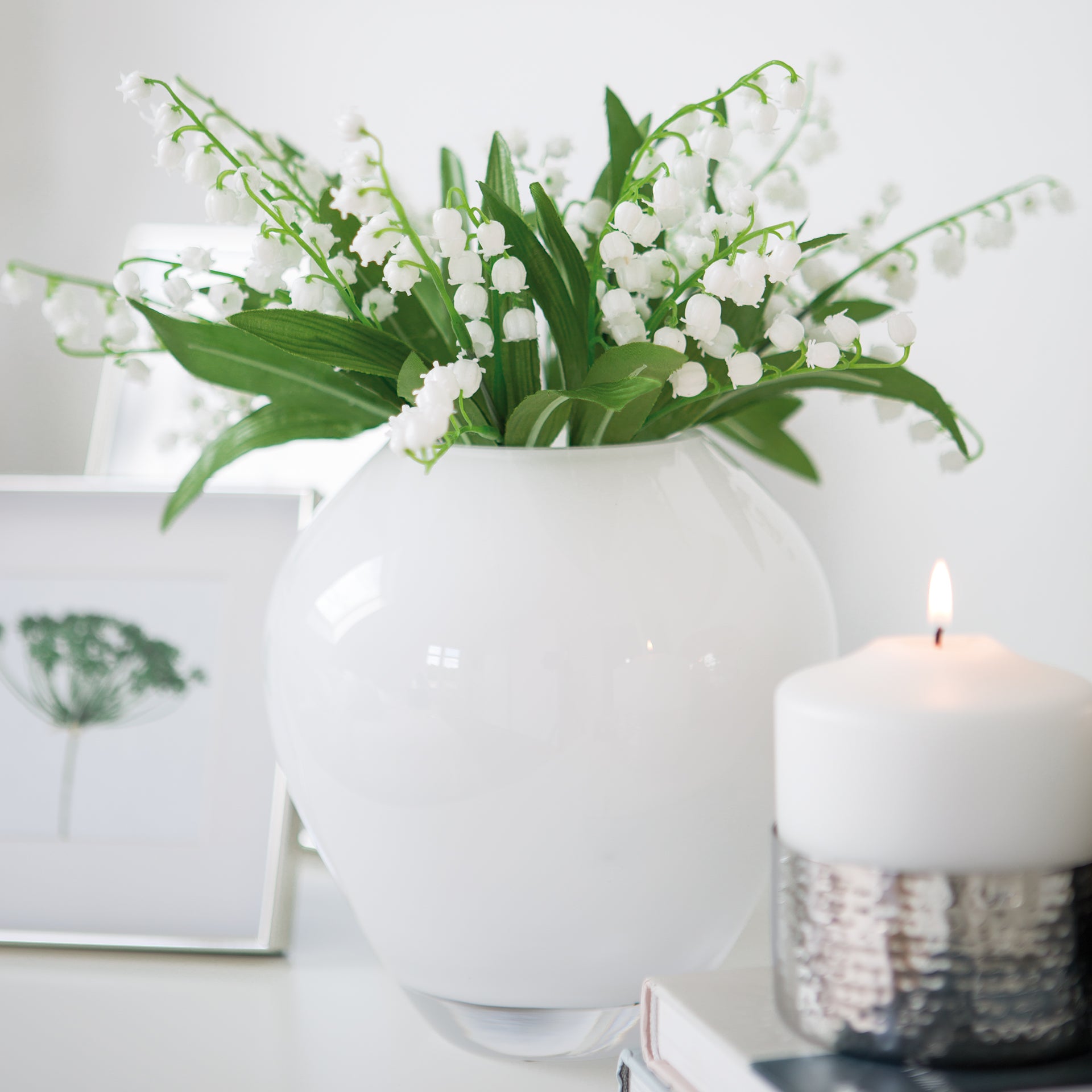 LIVIA Glasvase weiß opal