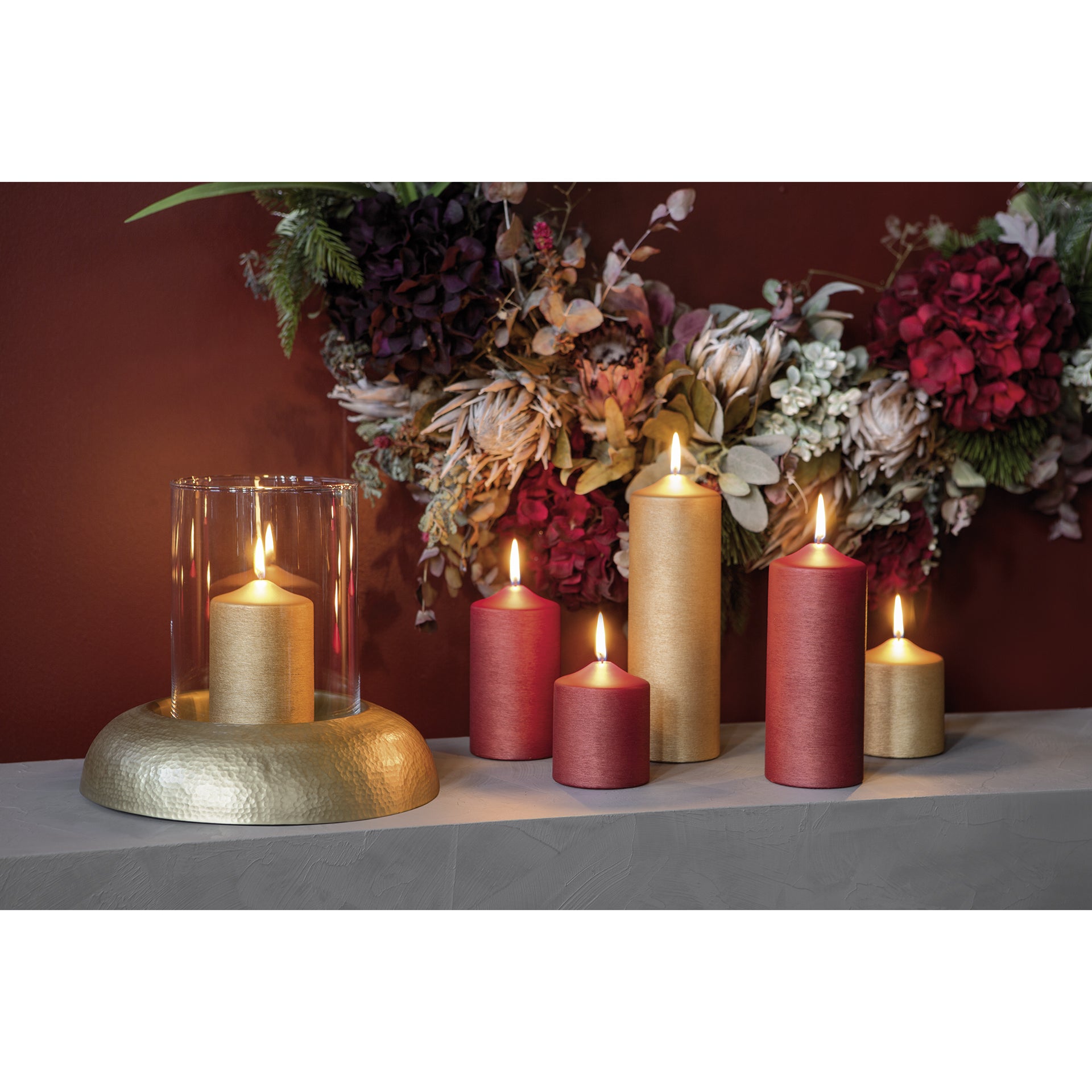 CANDLE gebürstet metallic Stumpenkerze rot