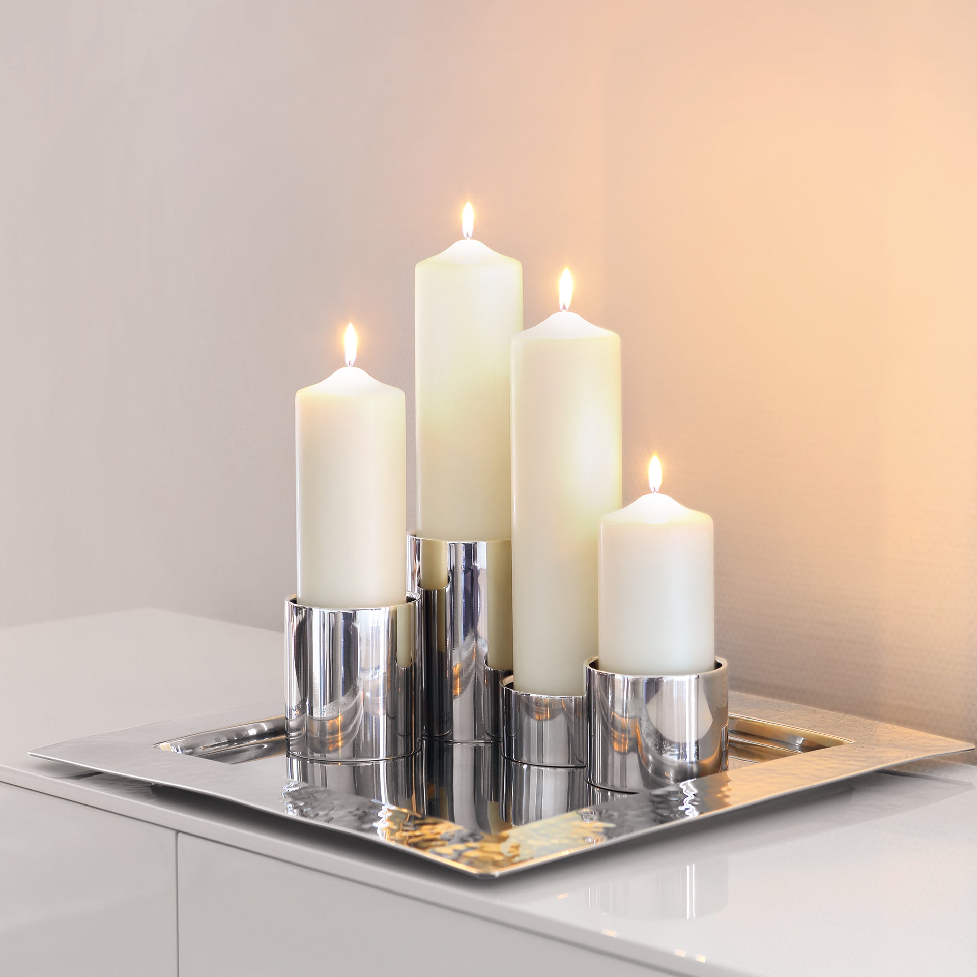SOBRIO Stumpenkerzenhalter silberfarben