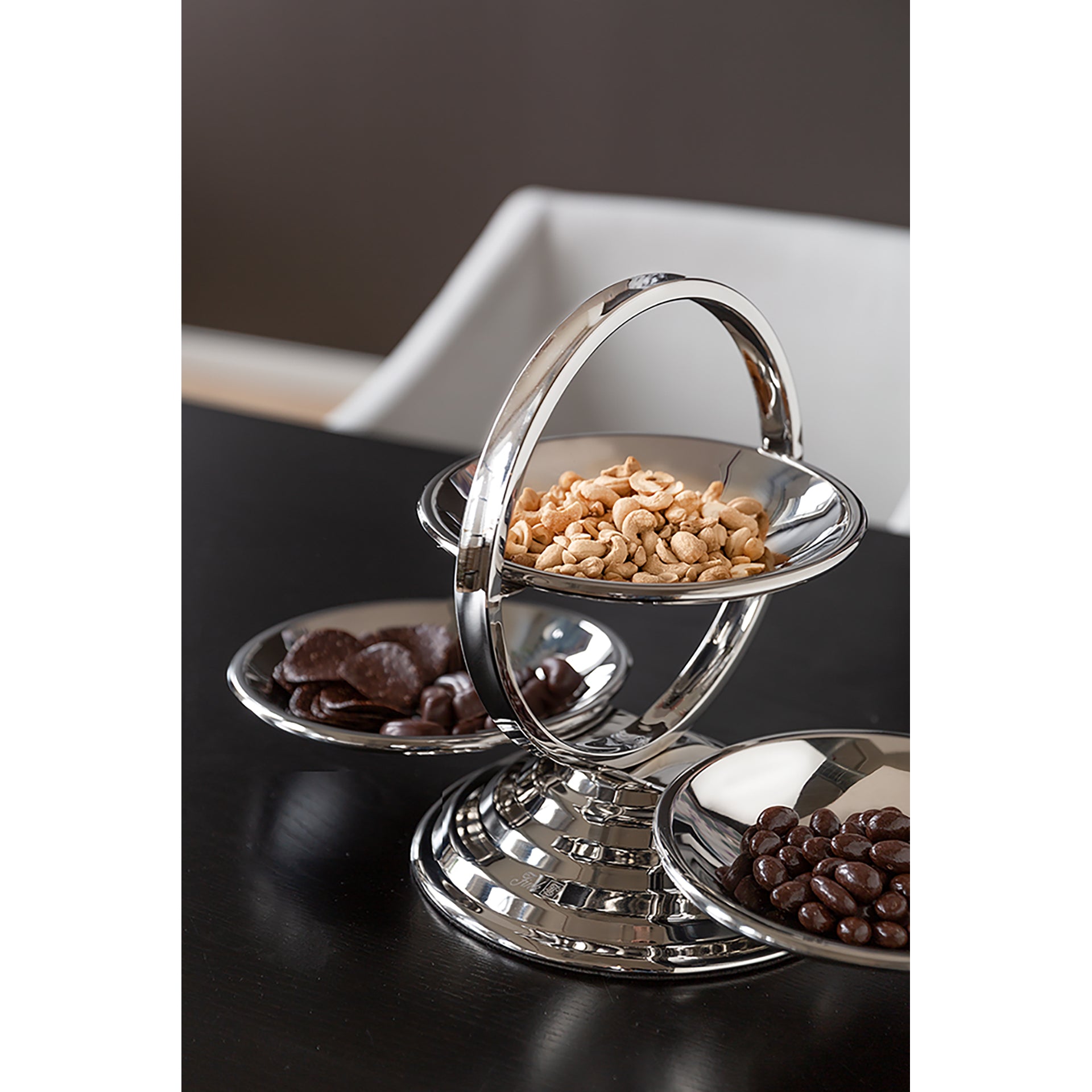 SERVO Etageren silberfarben