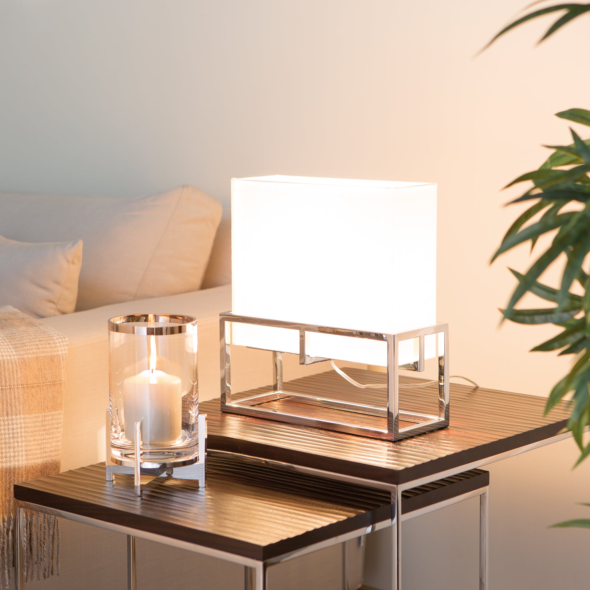 MARLOU Tischleuchte Fuß silberfarben