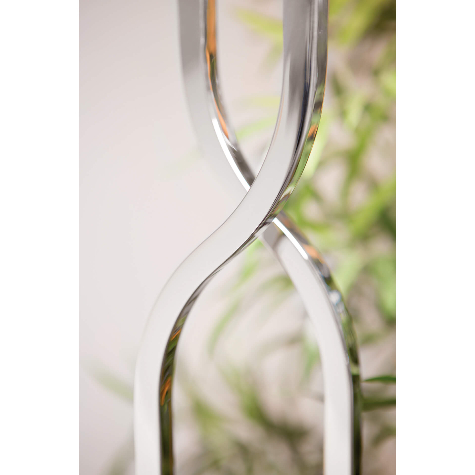 MOTION Stehleuchte Fuß silberfarben