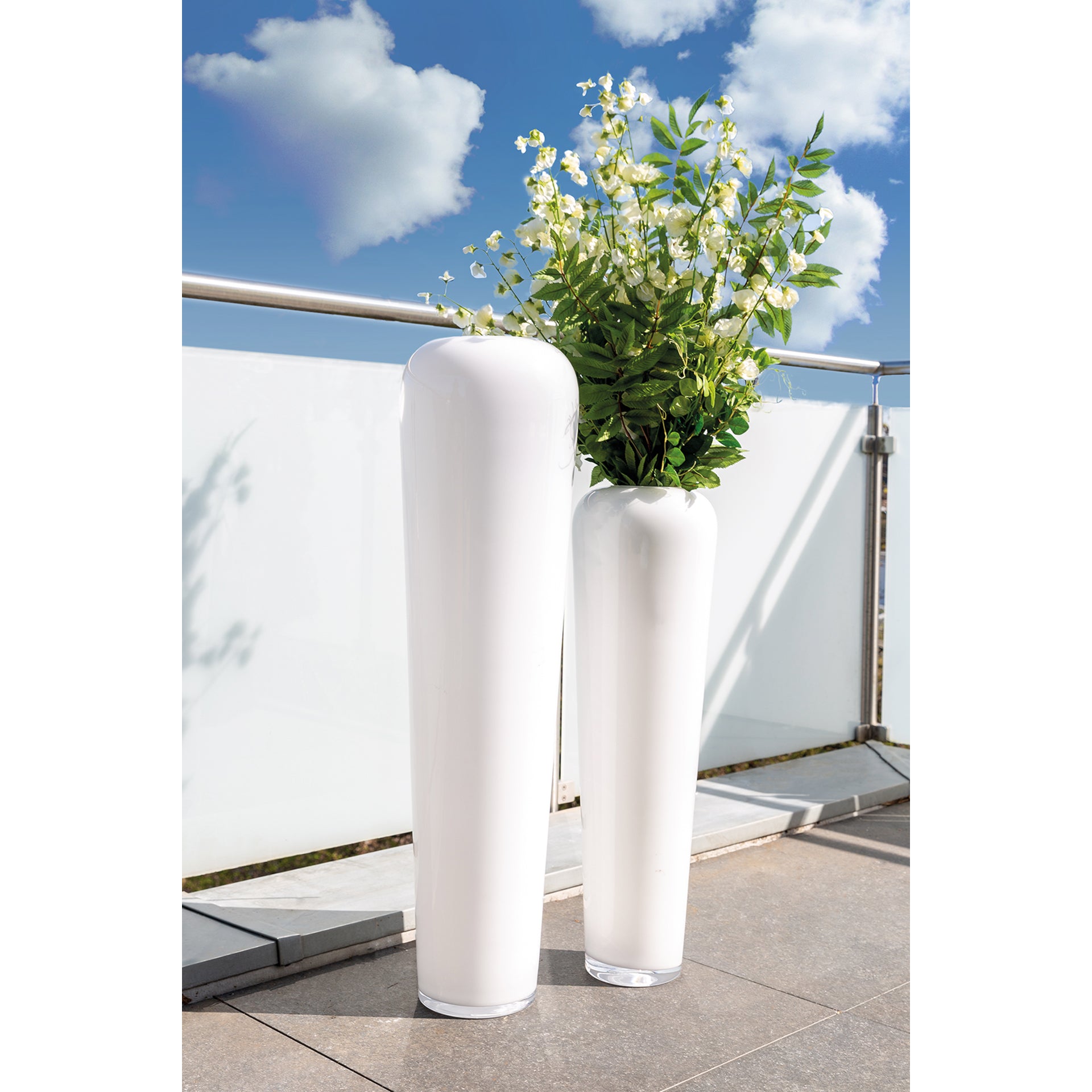 TUTZI Bodenvase weiß