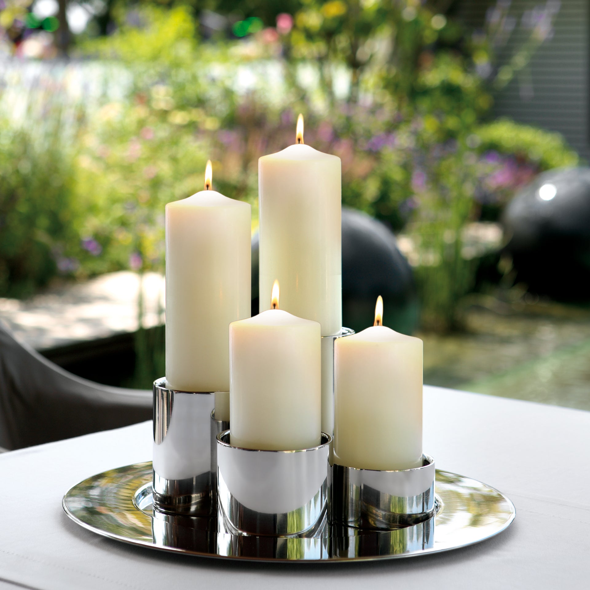 SOBRIO Stumpenkerzenhalter silberfarben