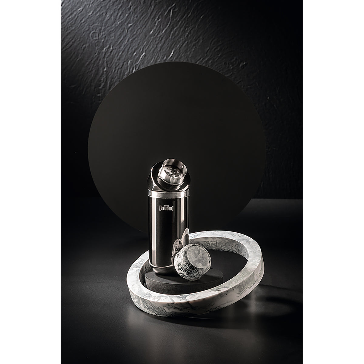 BLACK NIGHT Cocktailshaker weiß