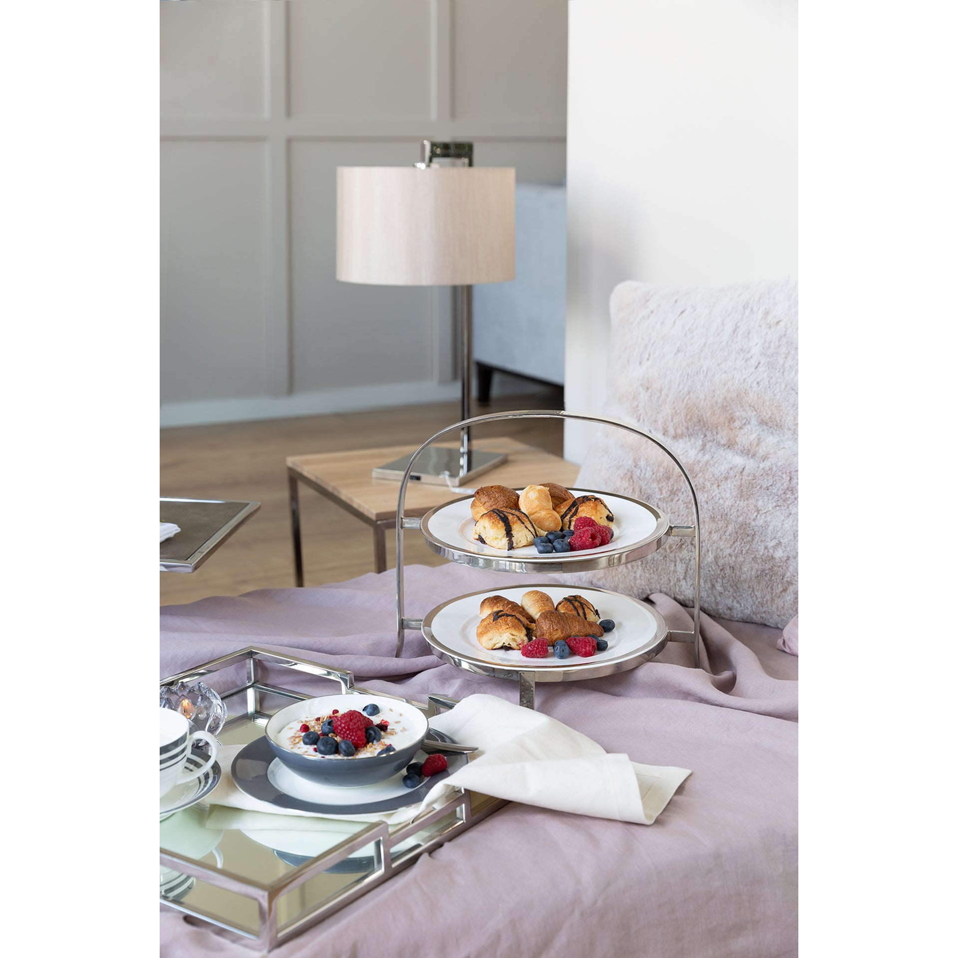 PLATE 2er Etagere für Teller silberfarben