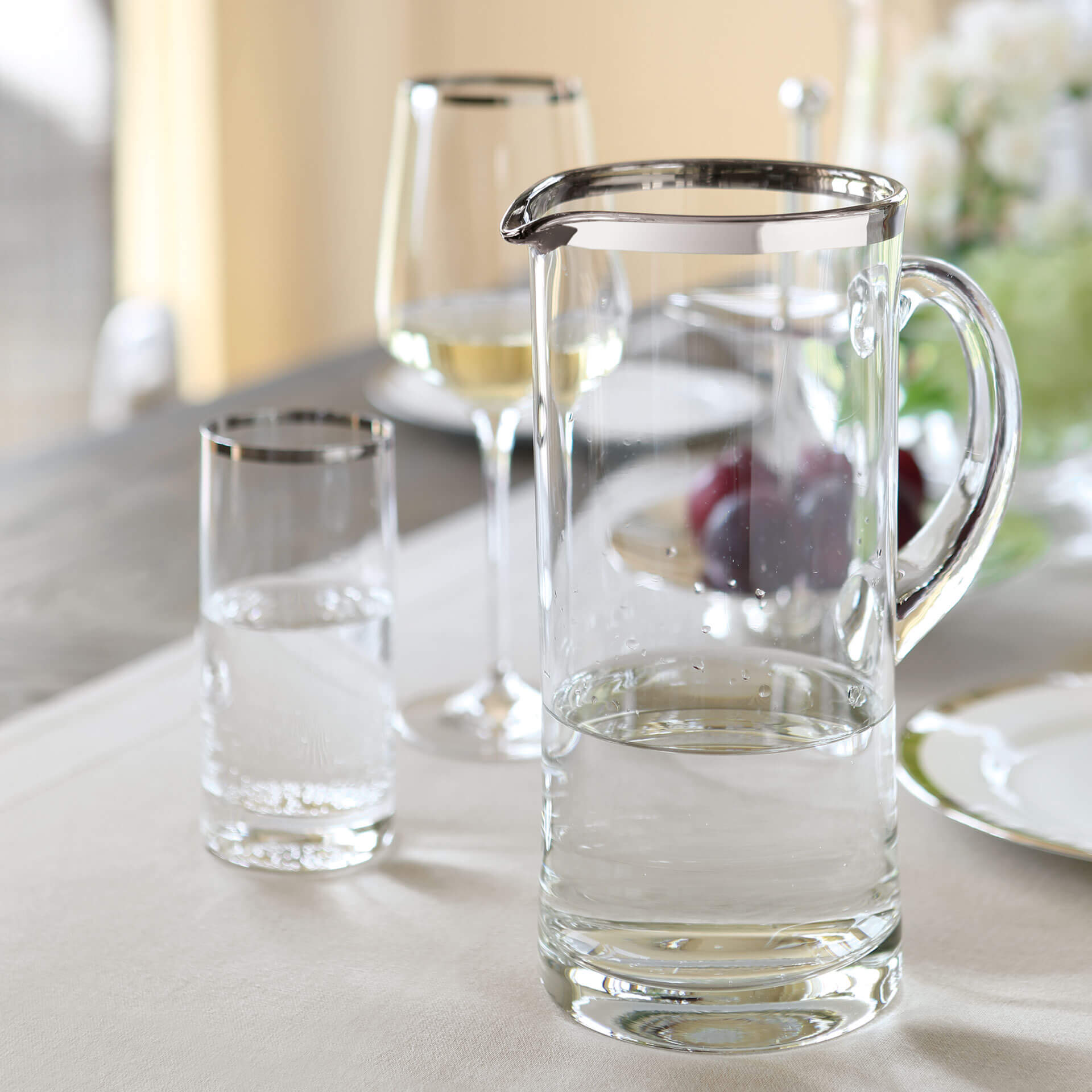 PLATINUM Glaskrug transparent